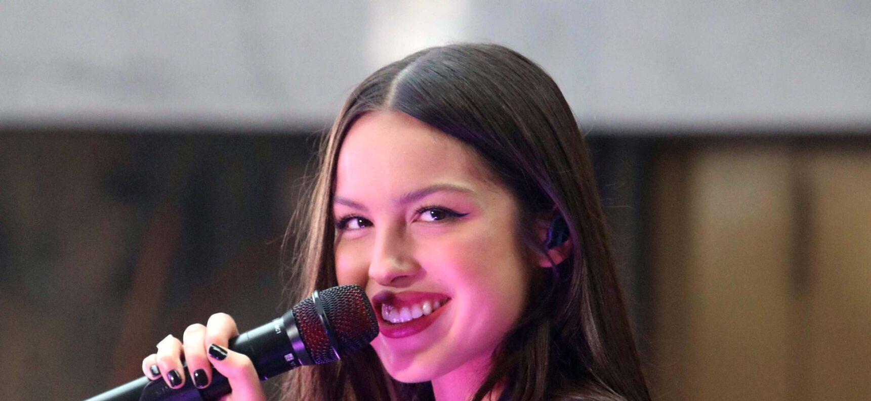 Olivia Rodrigo performing on the TODAY show 9/8