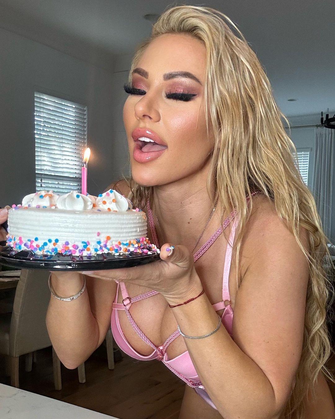 Army Veteran Kindly Myers In Pink Lingerie Teases Her Birthday Cake