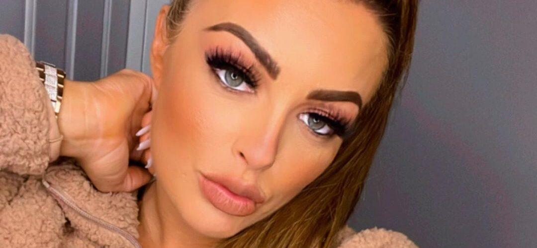 Mandy Rose Is Making BANK With OnlyFans After Being Fired From WWE
