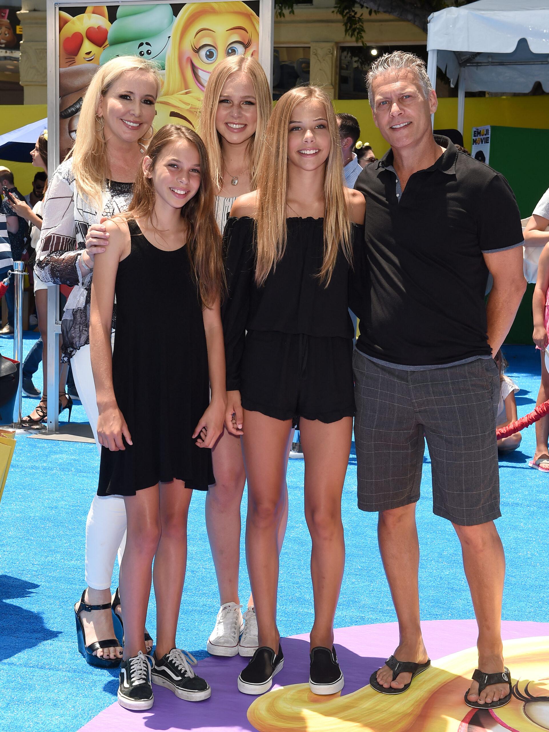 Shannon Beador with David Beador and their kids attend "The Emoji Movie" World Premiere
