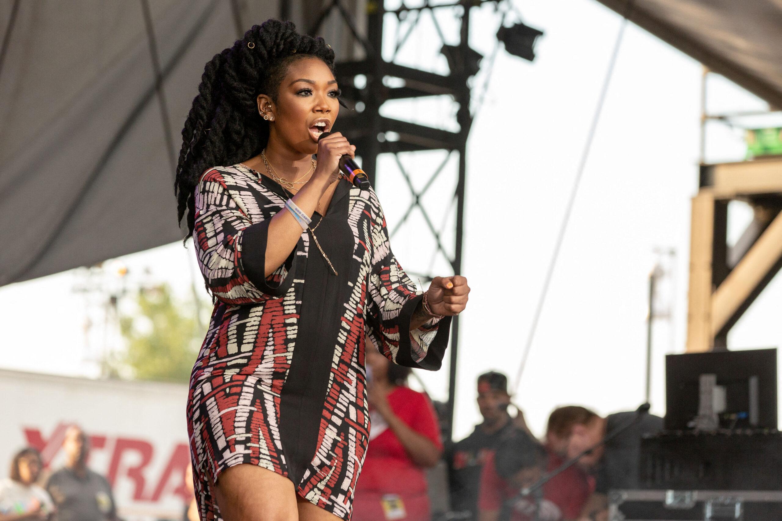 Brandy at the 2018 V103 Summer Block Party in Chicago