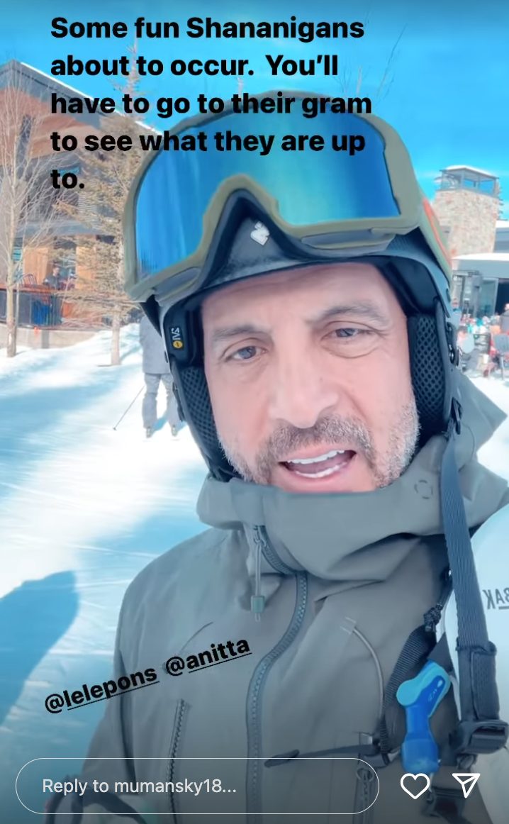 Mauricio Umansky & LeLe Pons Go Skiing In Nothing But Towels