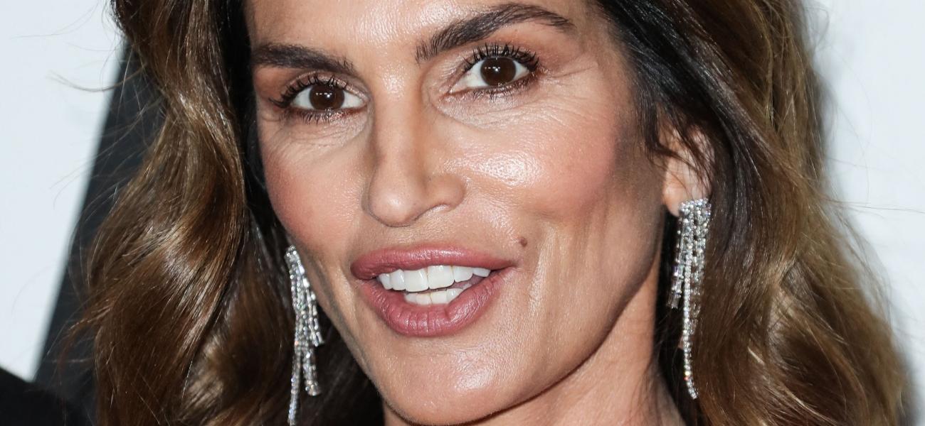 Cindy Crawford close up