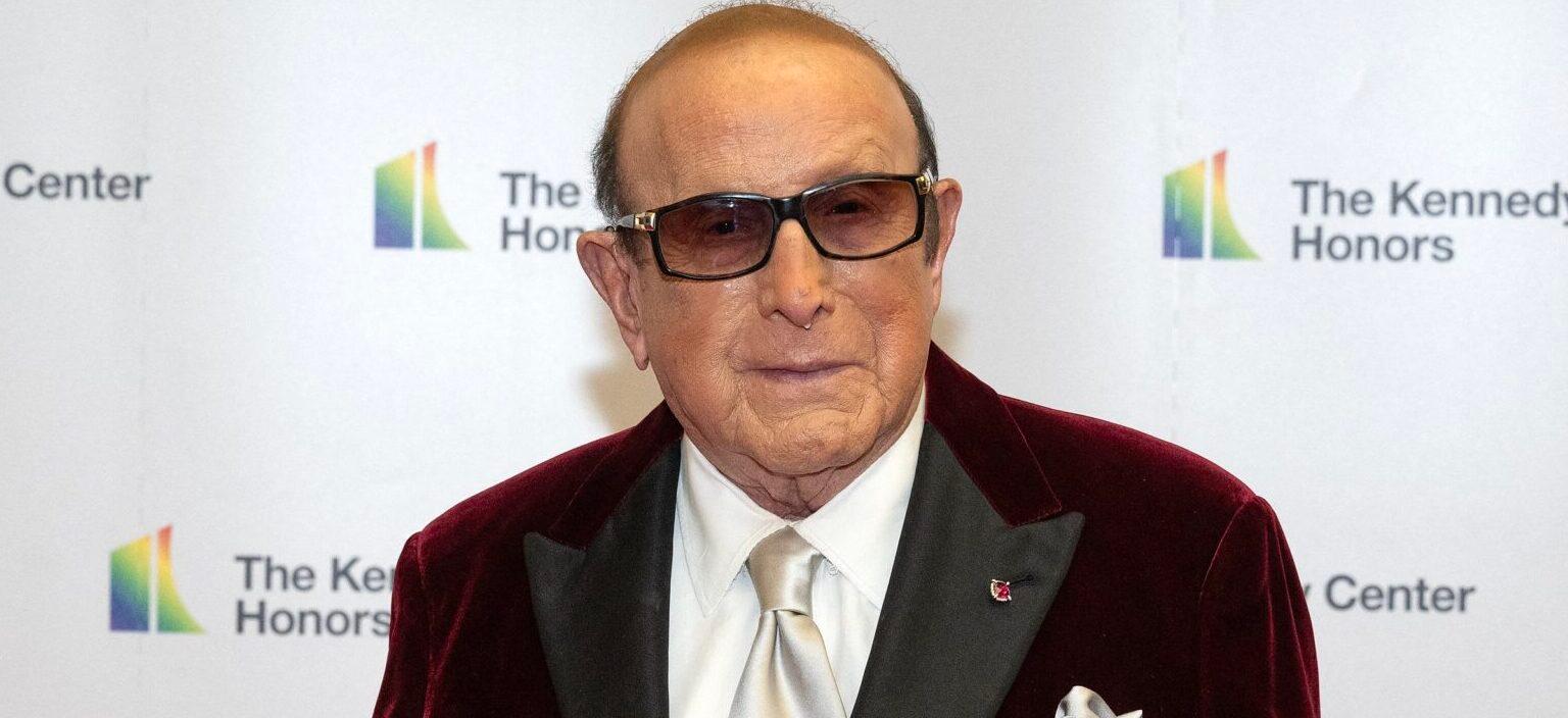 Clive Davis attends the 46th Annual Kennedy Center Honors Formal Artist's Dinner Arrivals