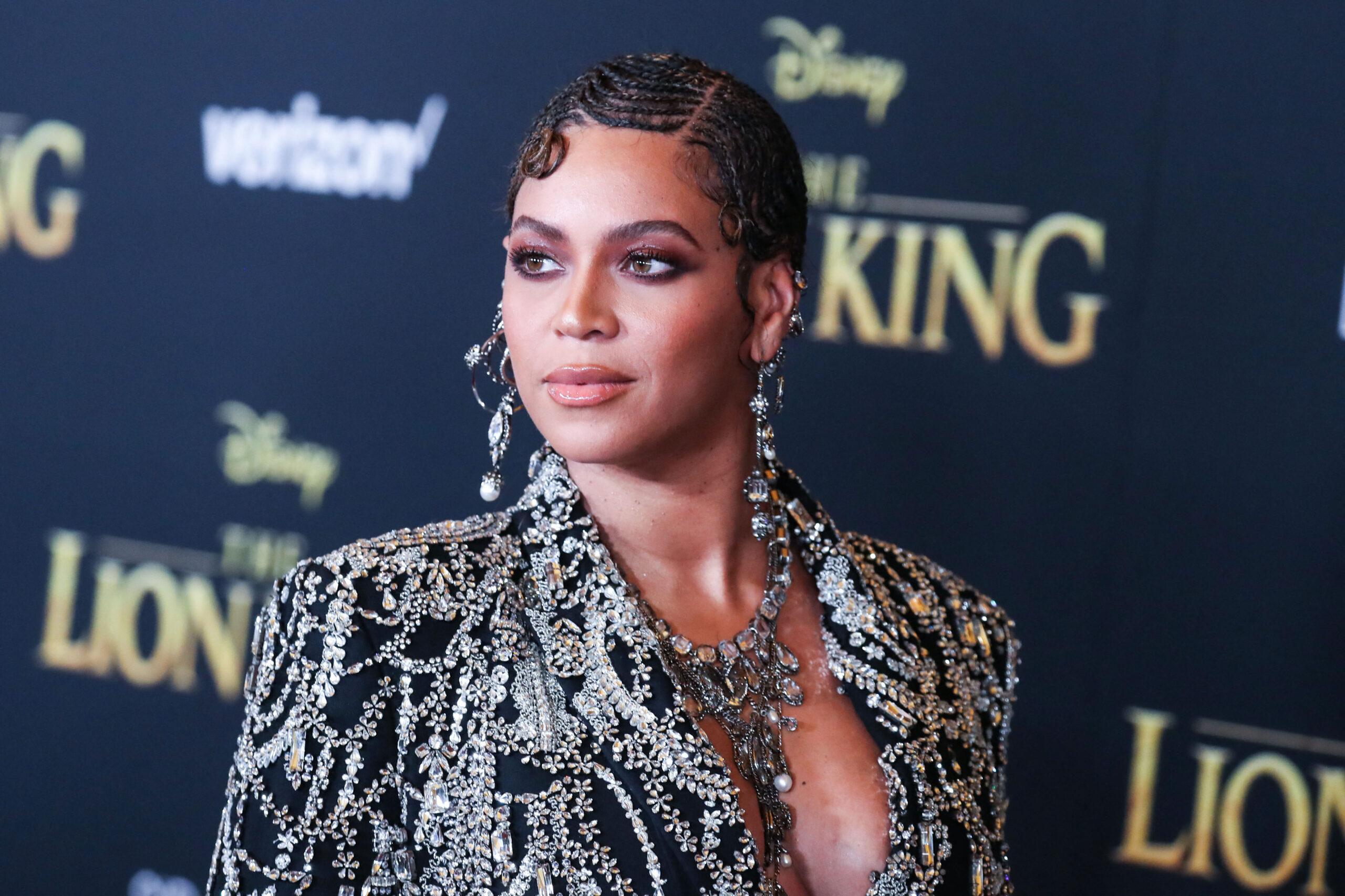 Beyoncé lança remix surpresa de 'Texas Hold' Em' com letras inéditas