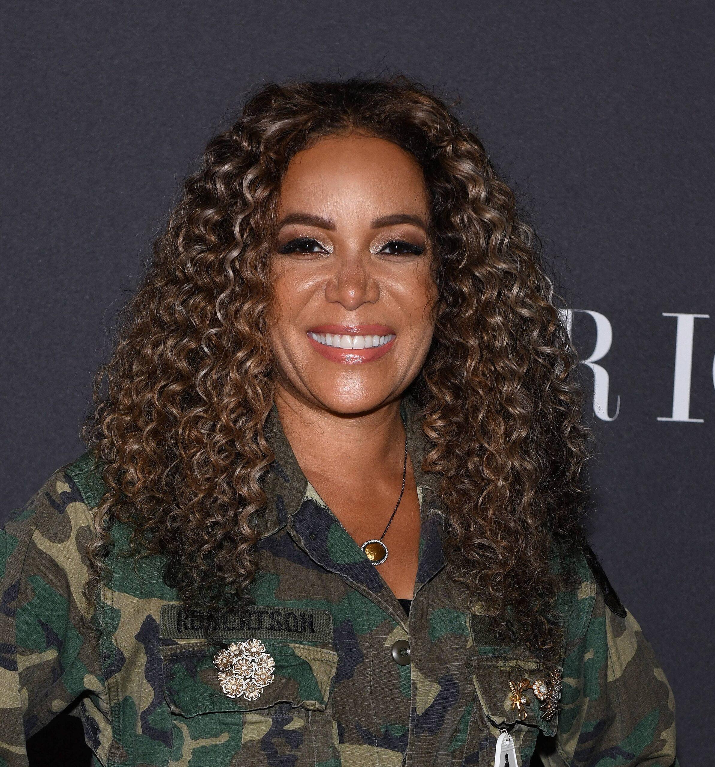 Sunny Hostin nos ÍCONES do Harper's Bazaar de 2022