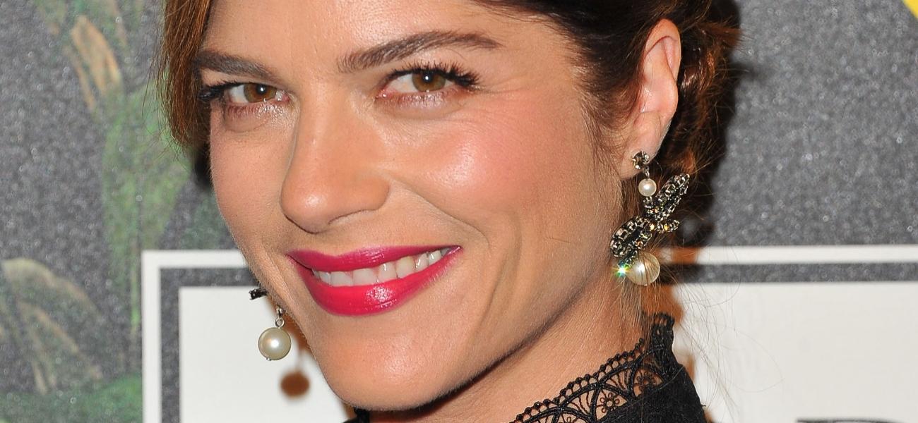 Selma Blair smiling