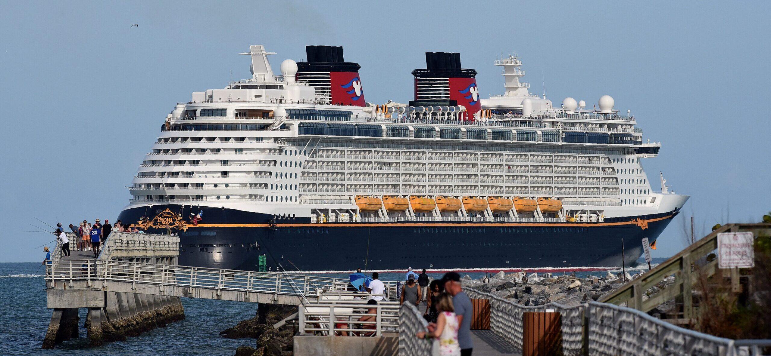 Disney Dream docked in Florida
