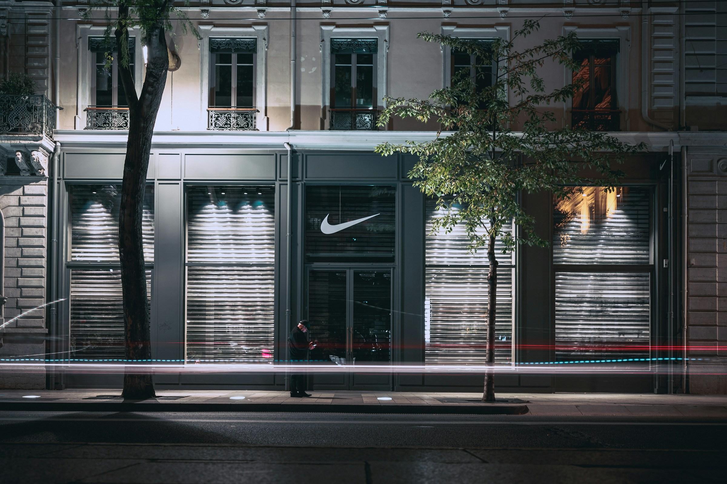 Nike entrou em ação coletiva por supostamente não apoiar mães que amamentam