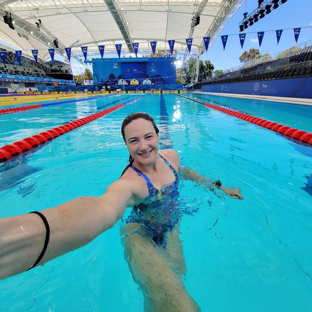 Cate Campbell selfie in a pool