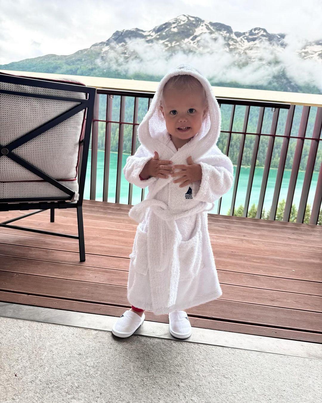 Brittany and Patrick Mahomes's child in a bathrobe