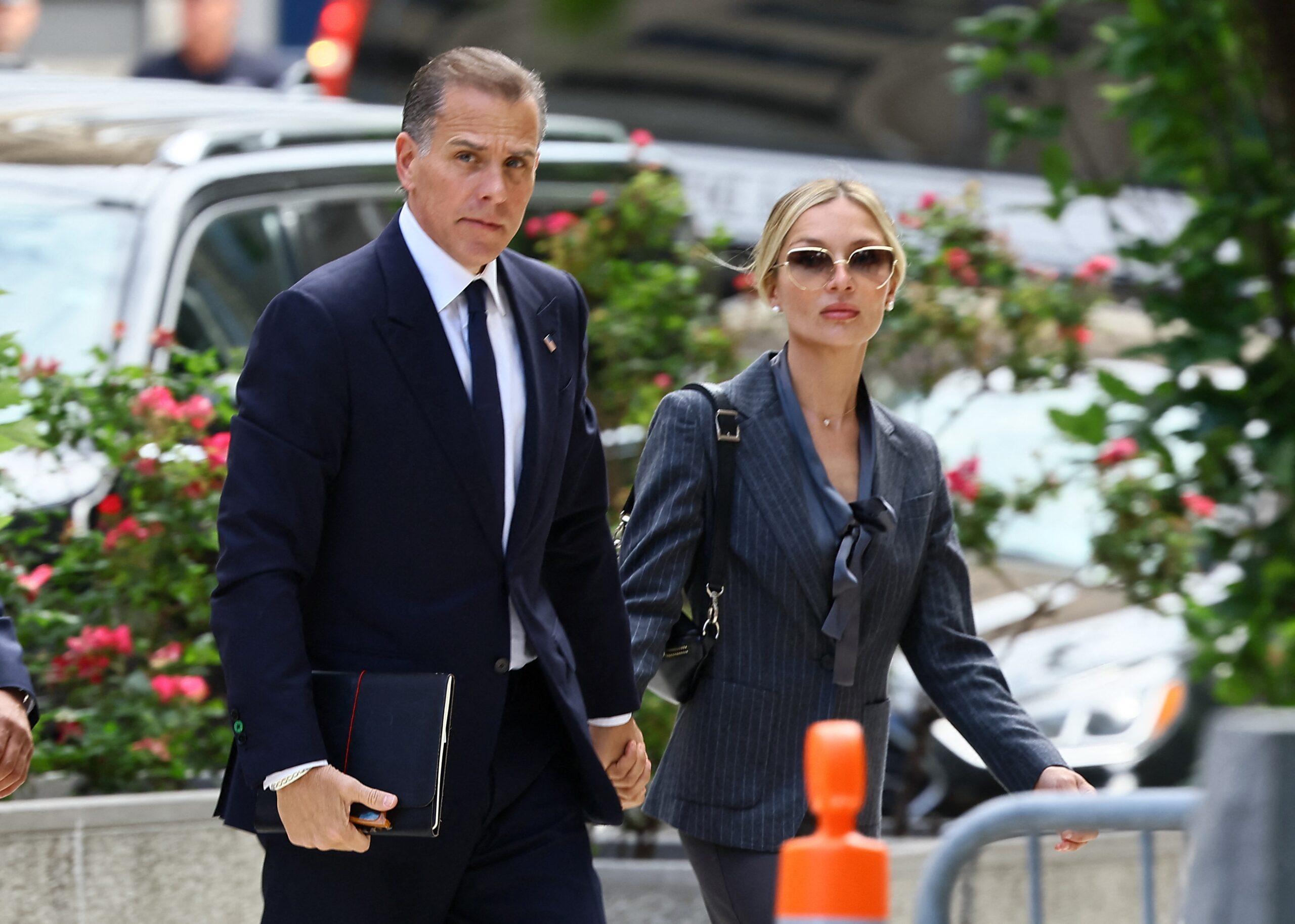 Hunter Biden e sua esposa Melissa Cohen Biden chegam ao Edifício Federal J. Caleb Boggs em Wilmington, Delaware, na segunda-feira, 3 de junho de 2024