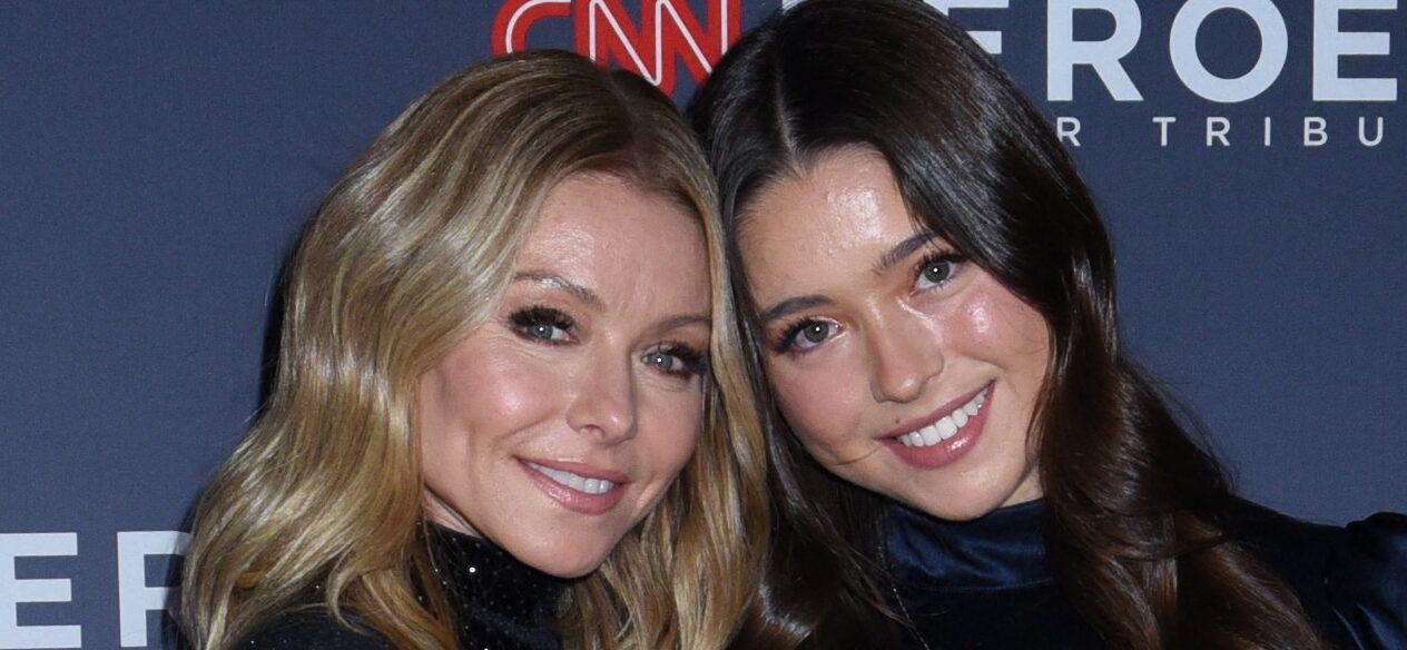 13th Annual CNN Heroes: An All-Star Tribute, at the American Museum of Natural History in New York, New York, USA, on 08 December 2019. 08 Dec 2019 Pictured: Kelly Ripa and Lola Grace Consuelos. Photo credit: KCS Presse / MEGA TheMegaAgency.com +1 888 505 6342 (Mega Agency TagID: MEGA565385_069.jpg) [Photo via Mega Agency]