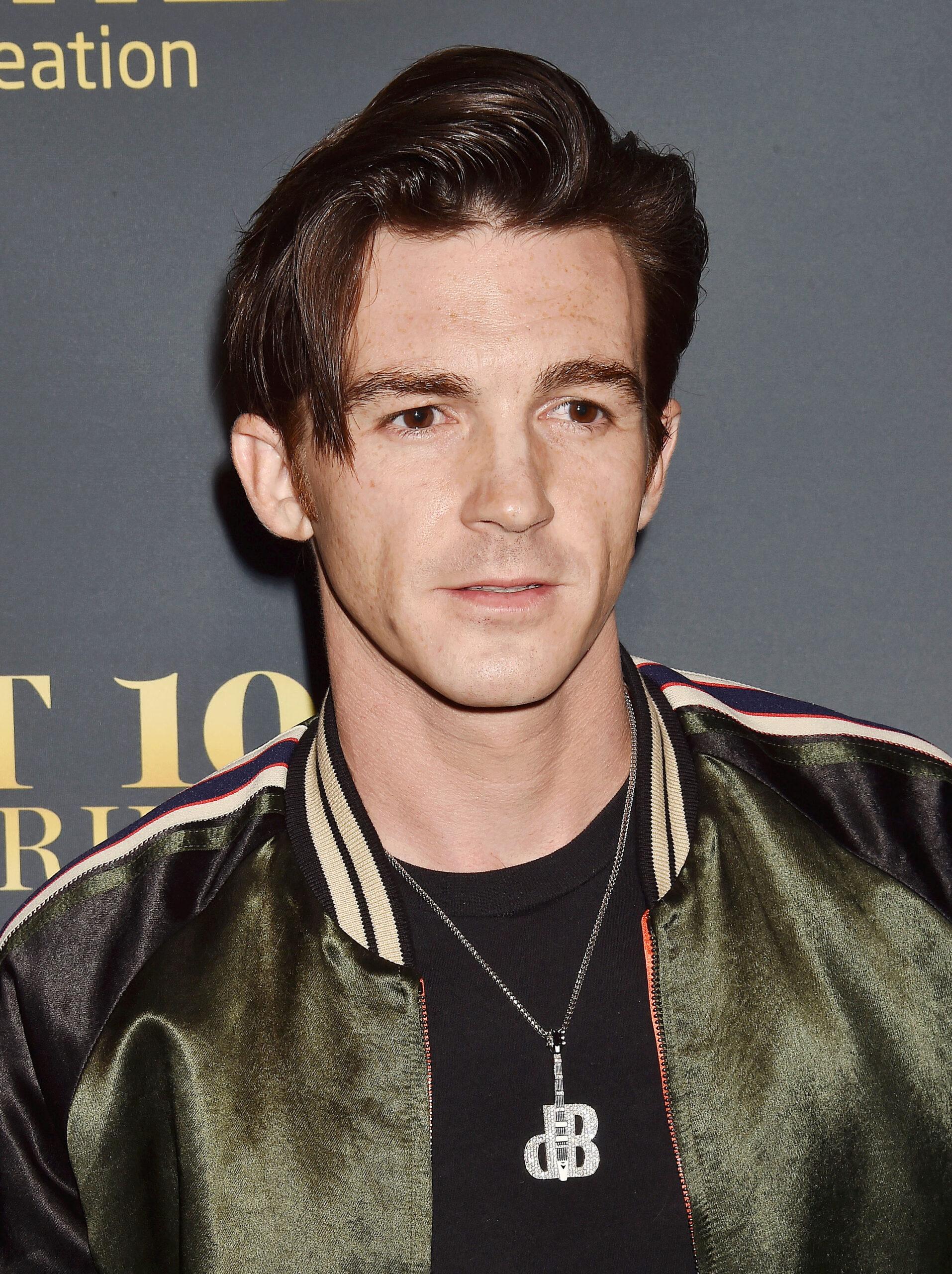 Drake Bell na experiência Maxim Hot 100 