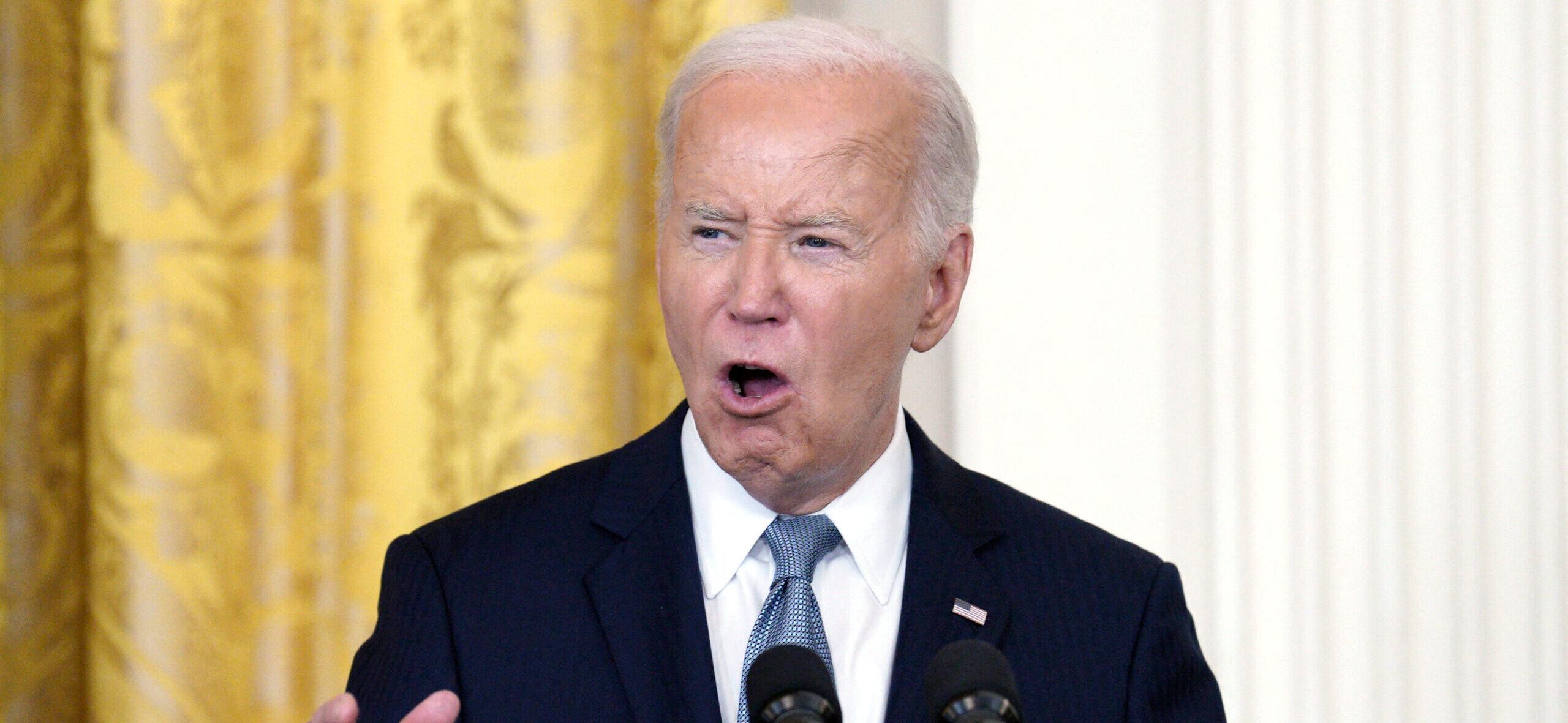 Joe Biden awards a Medal of Honor - Washington