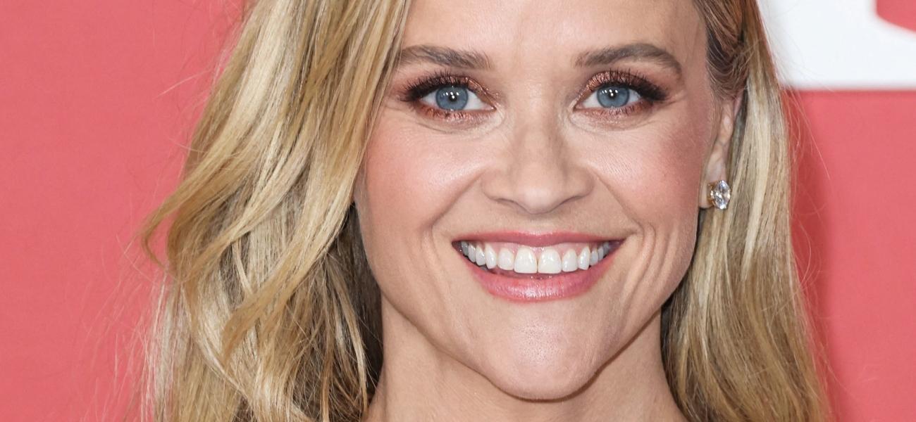 Reese Witherspoon smles close up