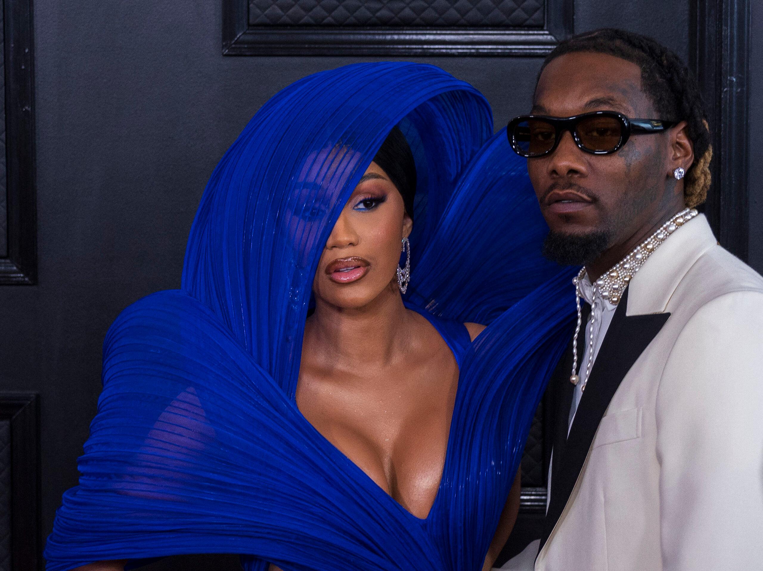 Cardi B e Offset no Grammy Awards 2023: RED TAPET