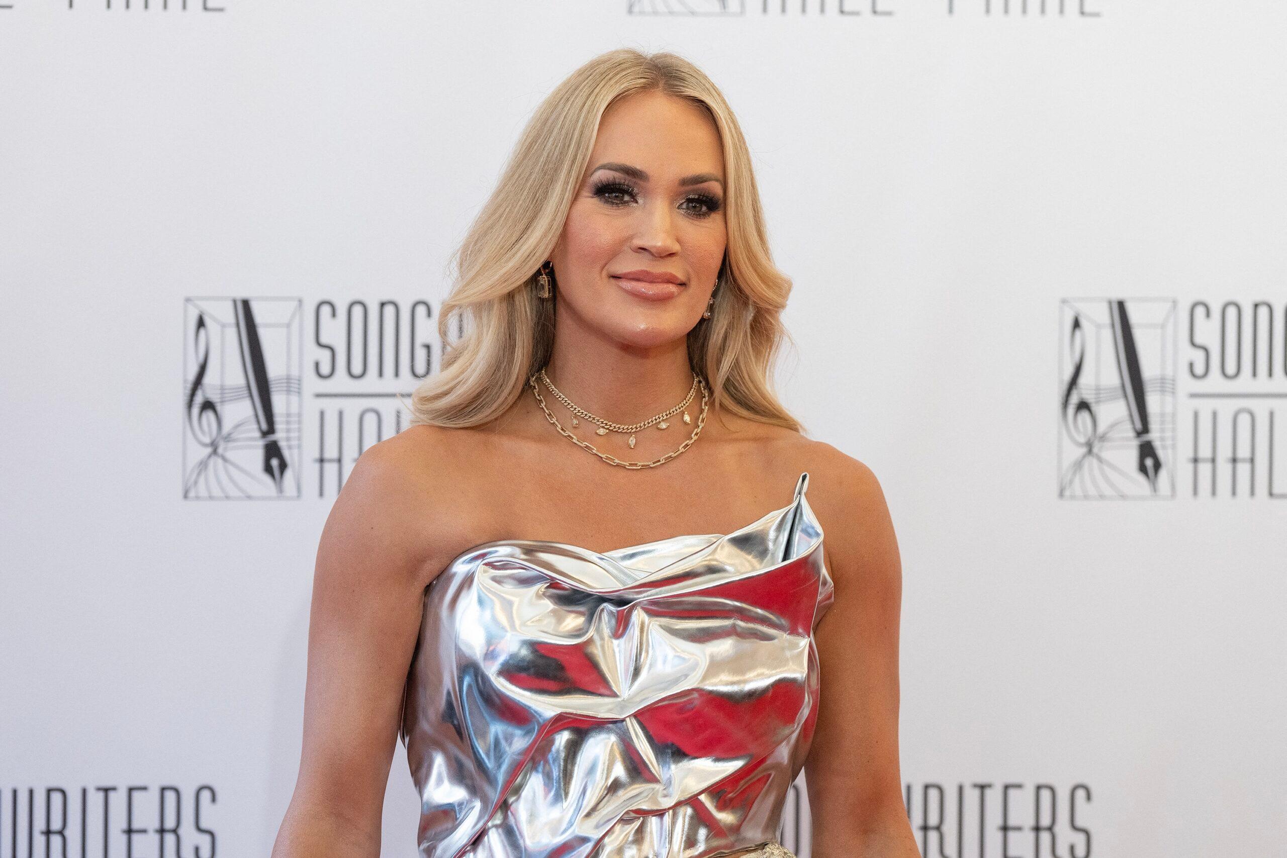 Carrie Underwood na Gala de Indução e Premiação do Hall da Fama dos Compositores de 2024