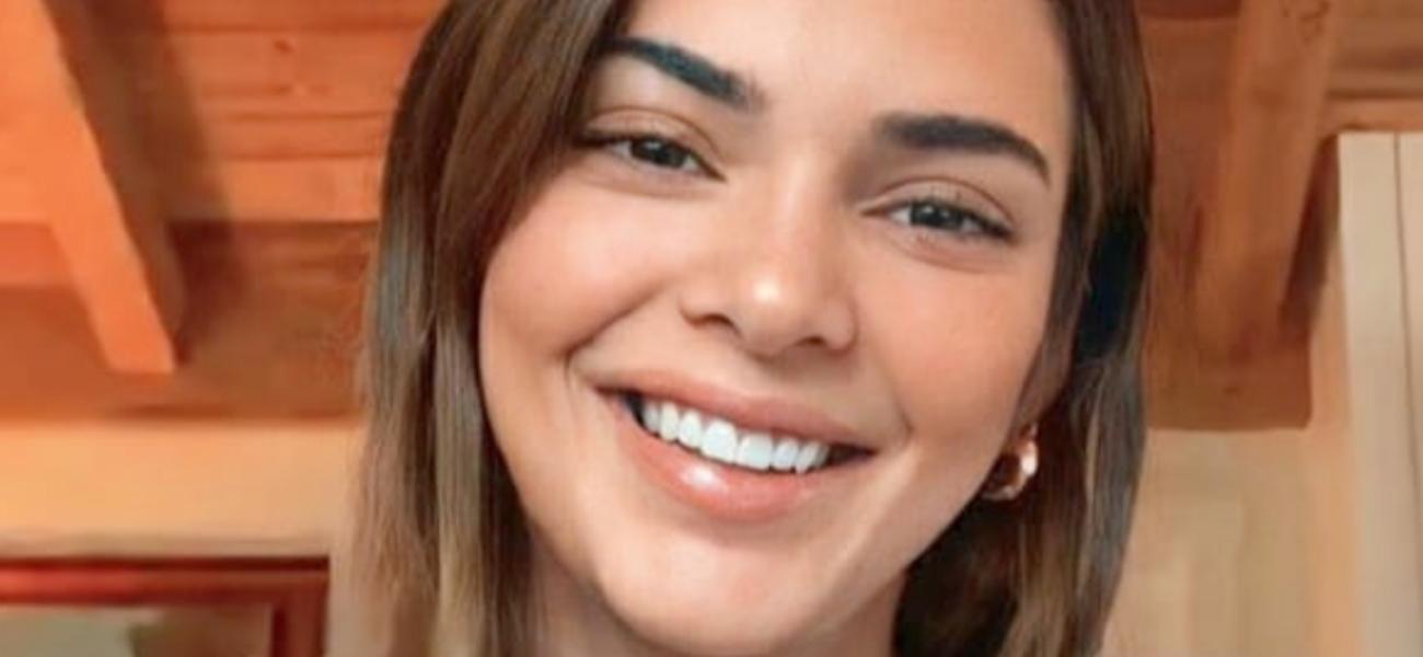 Kendall Jenner smiling close up