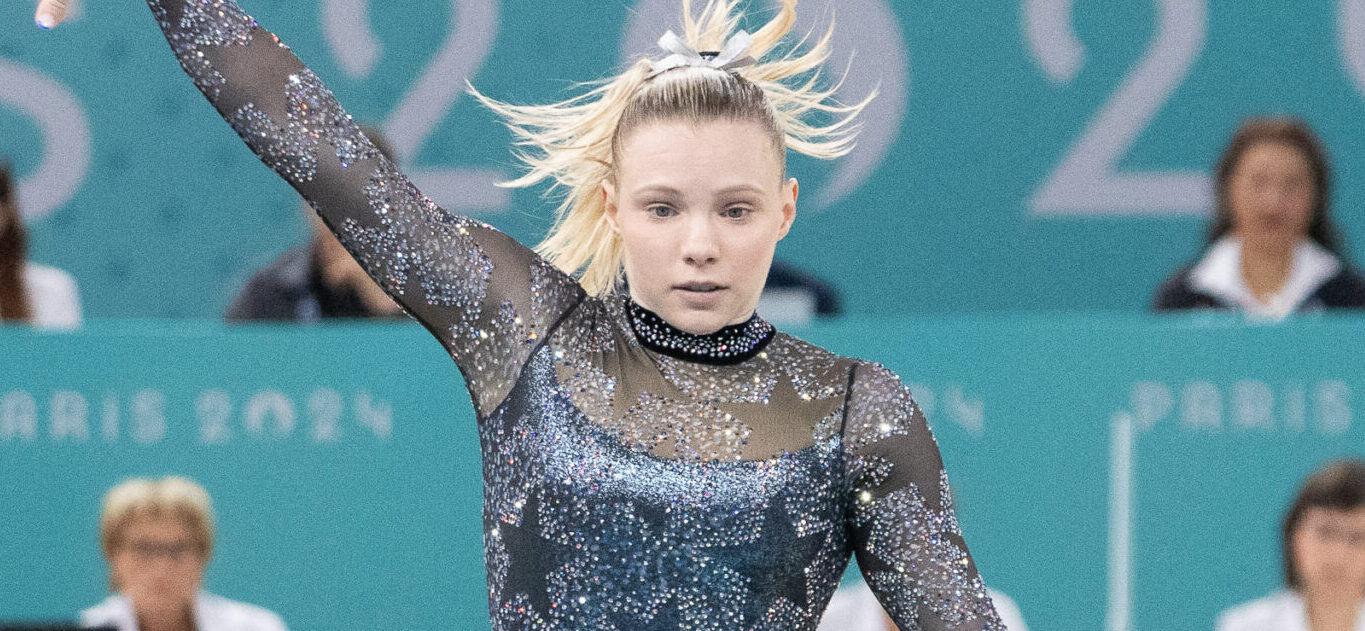 July 28, 2024: Jade Carey performs on floor during the Women's Artistic Gymnastics qualifications at the Paris 2024 Olympic Games in Paris, France. Daniel Lea/CSM. 28 Jul 2024 Pictured: July 28, 2024: Jade Carey performs on floor during the Womenâ??s Artistic Gymnastics qualifications at the Paris 2024 Olympic Games in Paris, France. Daniel Lea/CSM. Photo credit: ZUMAPRESS.com / MEGA TheMegaAgency.com +1 888 505 6342 (Mega Agency TagID: MEGA1175009_011.jpg) [Photo via Mega Agency]