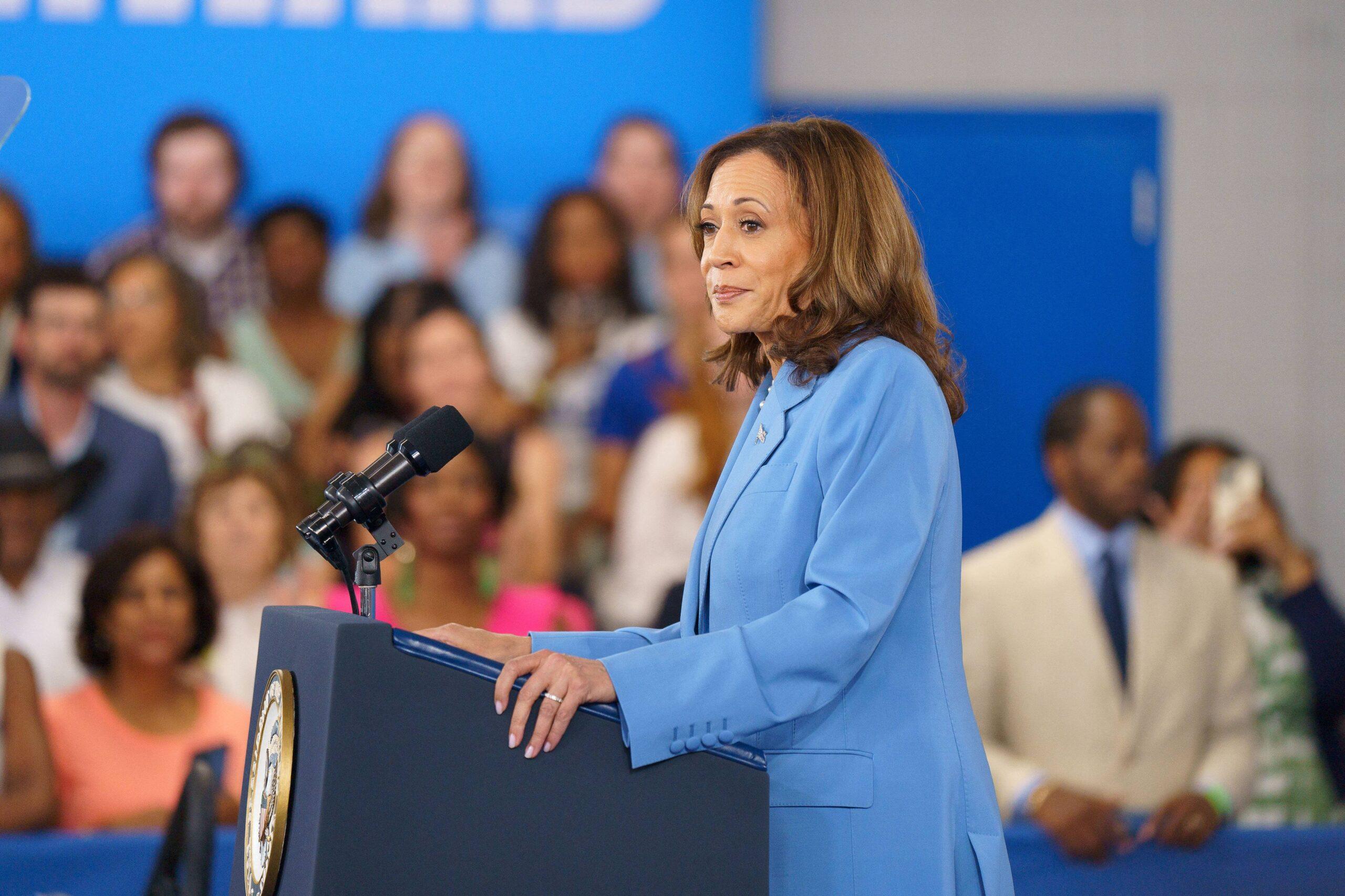 Wakil Presiden Kamala Harris membahas rencana ekonomi di Raleigh, North Carolina