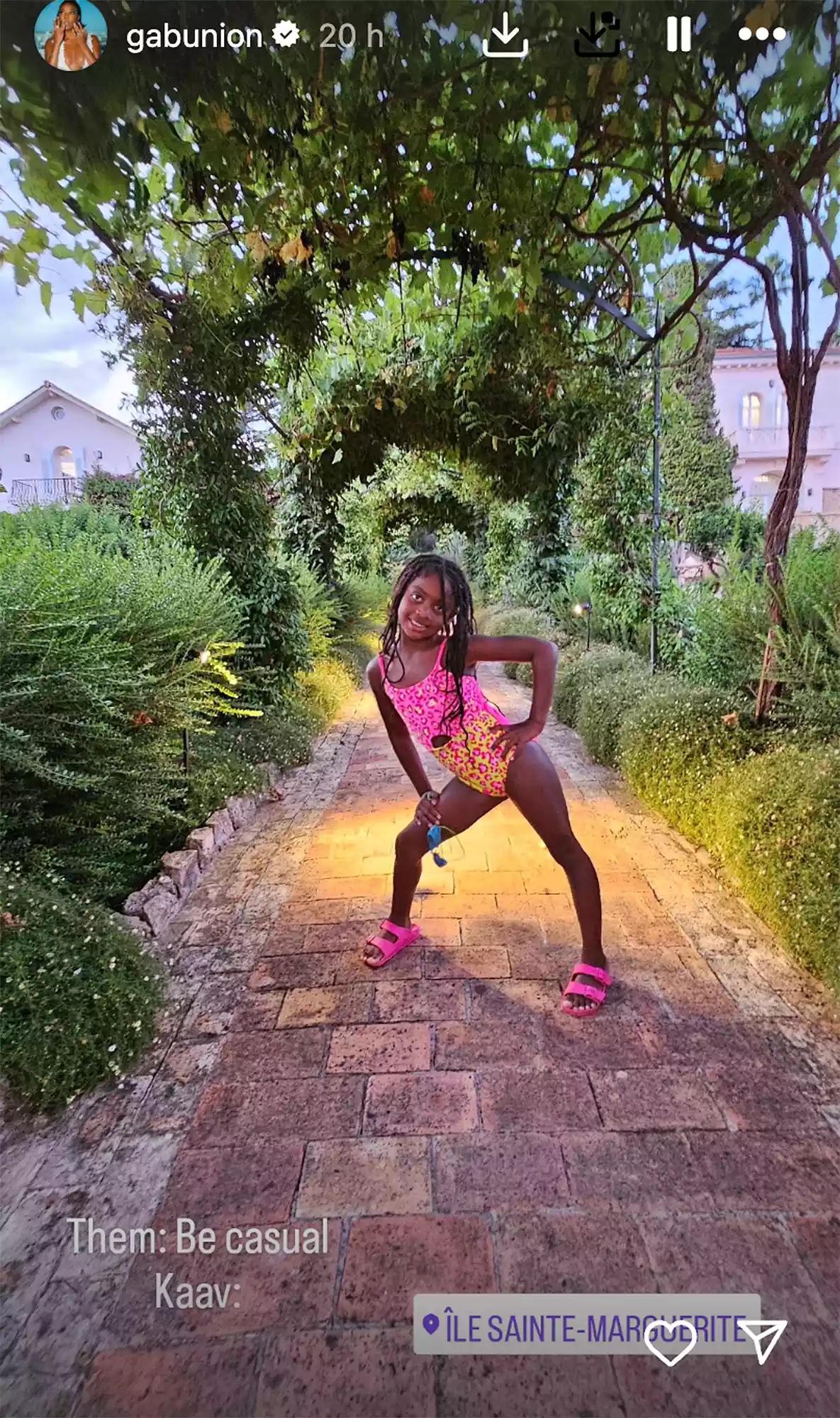 Gabrielle Union's daughter striking a pose