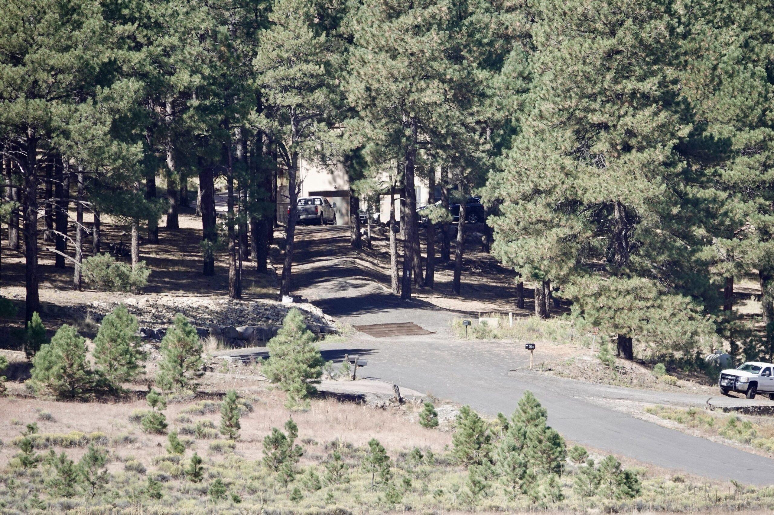 Pemandangan umum rumah Coyote Pass Kody dan Robyn Brown di Flagstaff, Arizona pada 11 Oktober 2023