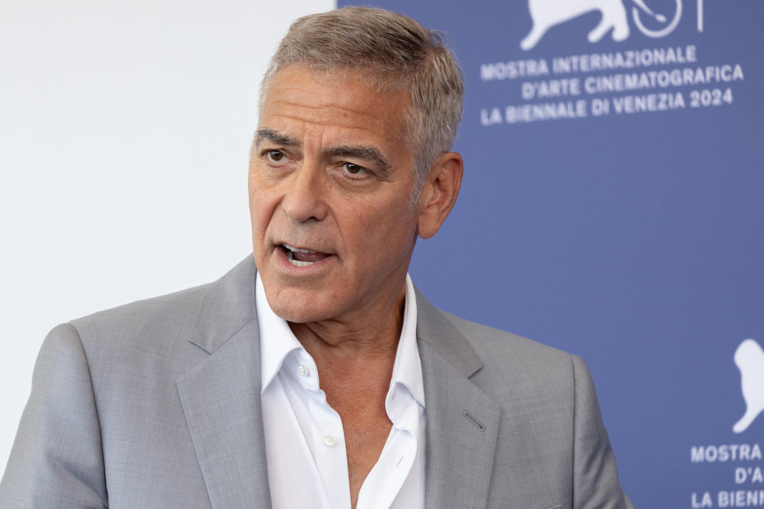 George Clooney at "Wolfs" Photocall