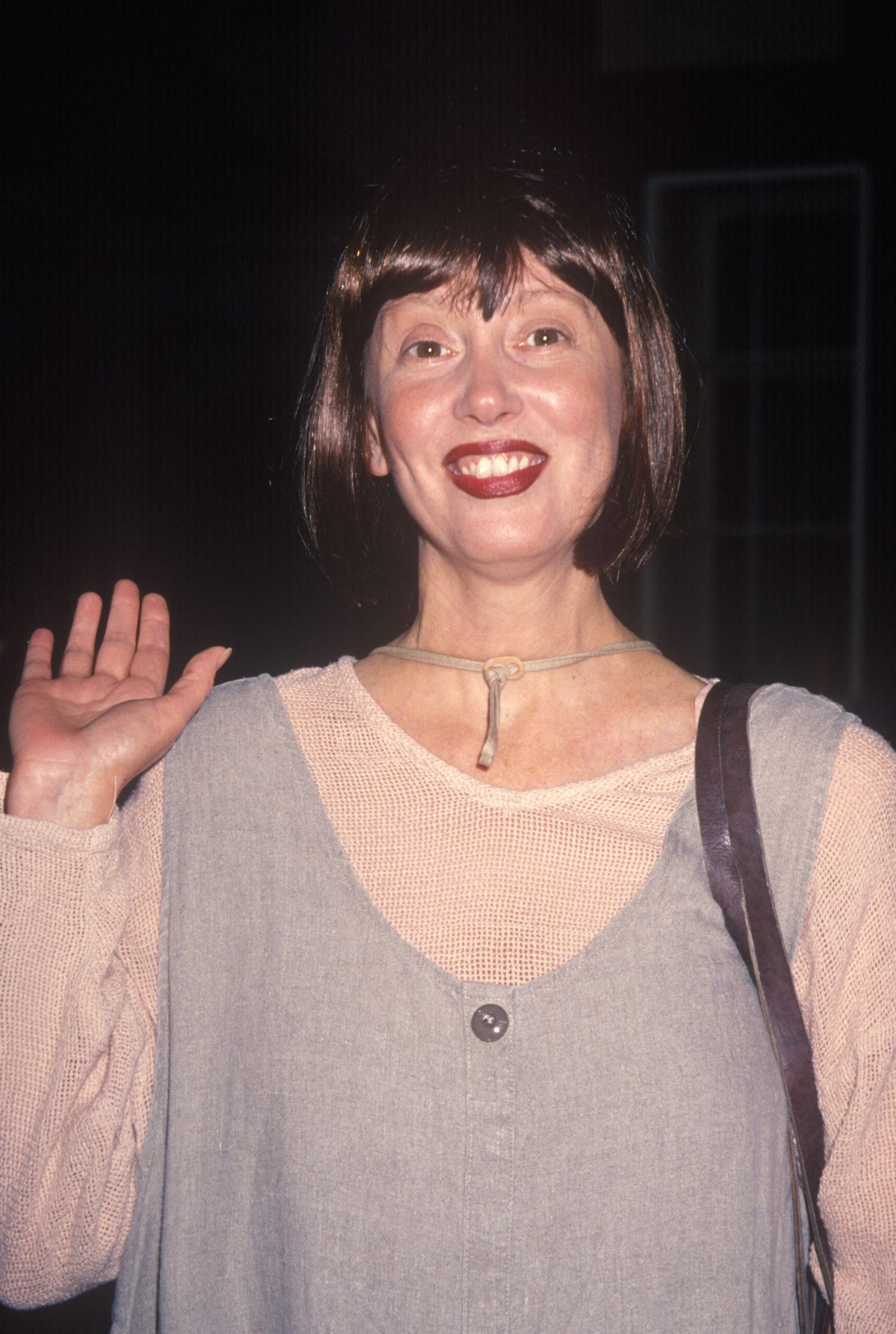 Uma foto da atriz Shelley Duvall sorrindo