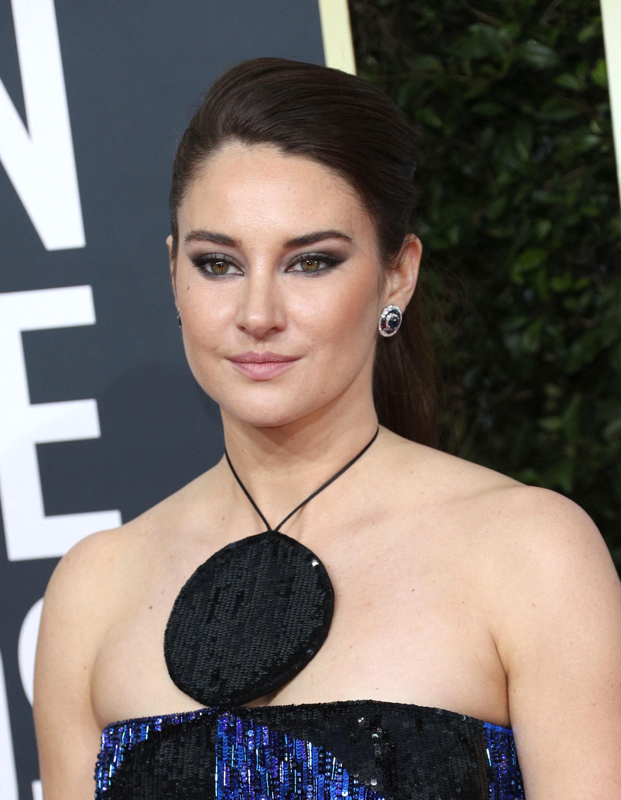 Shailene Woodley na 77ª edição do Globo de Ouro Anual