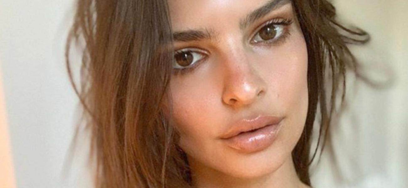 Emily Ratajkowski close up