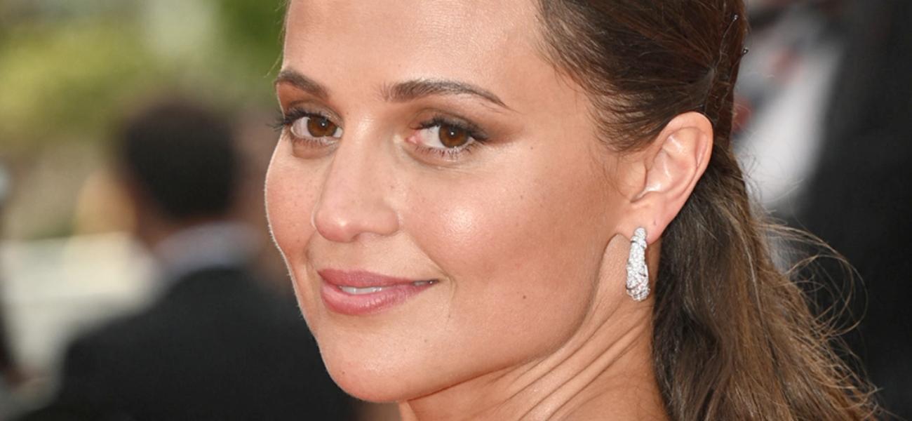 Alicia Vikander close up