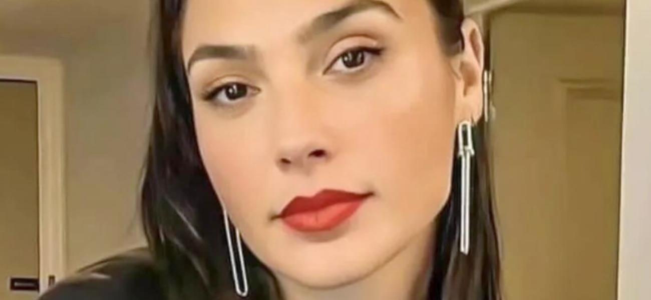 Gal Gadot close up