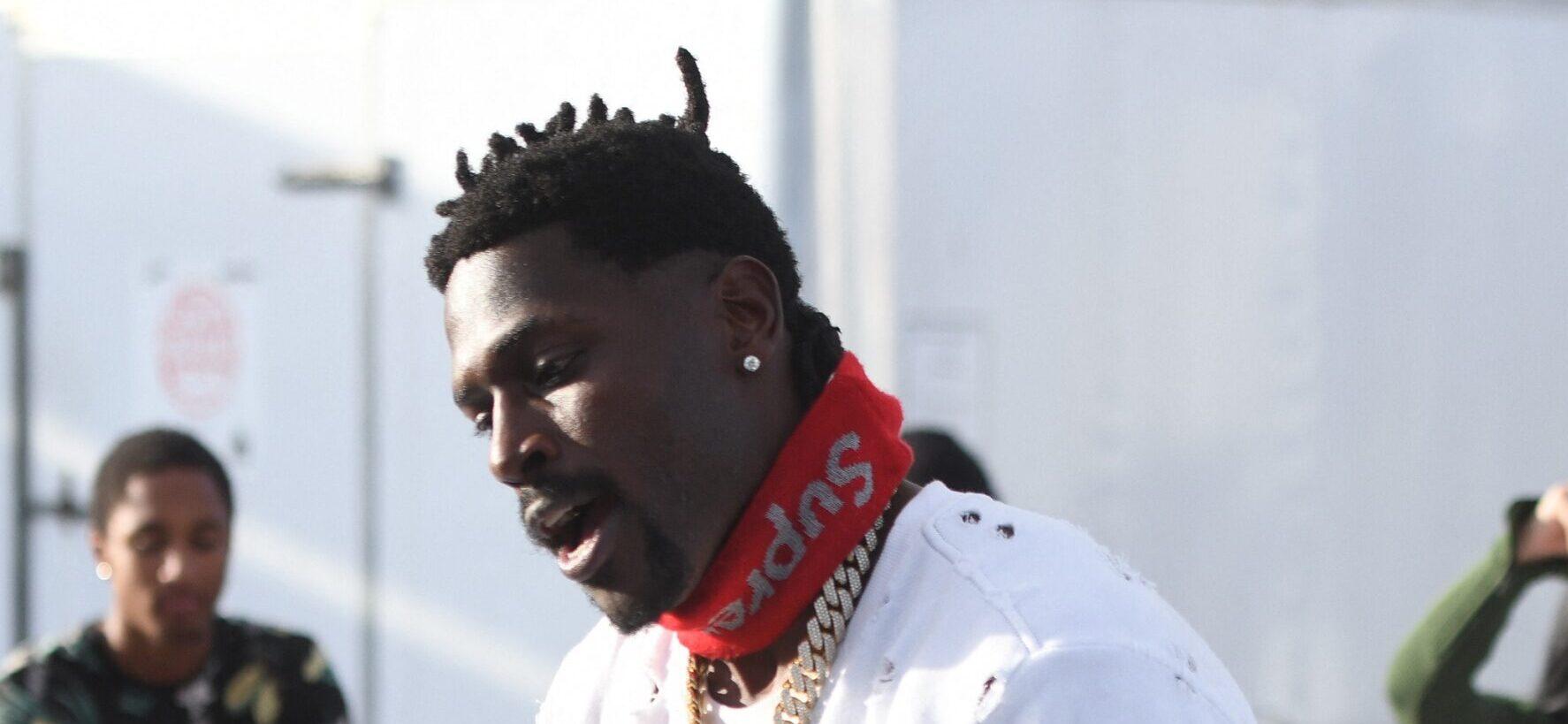 Antonio Brown films a rap video