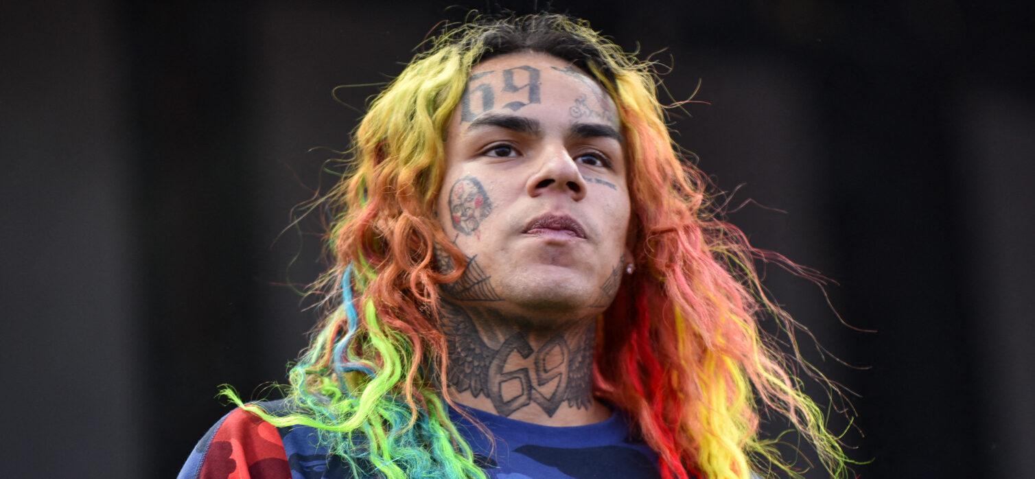 Tekashi 6ix9ine performing at Made In America - Day 1