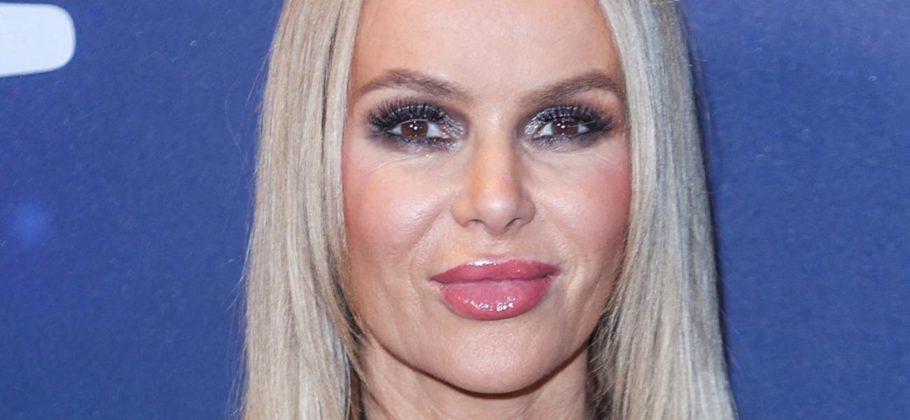 Amanda Holden close up