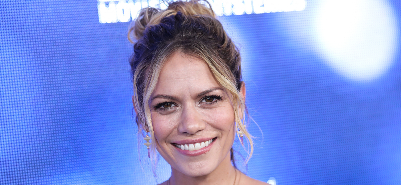 Bethany Joy Lenz front photo