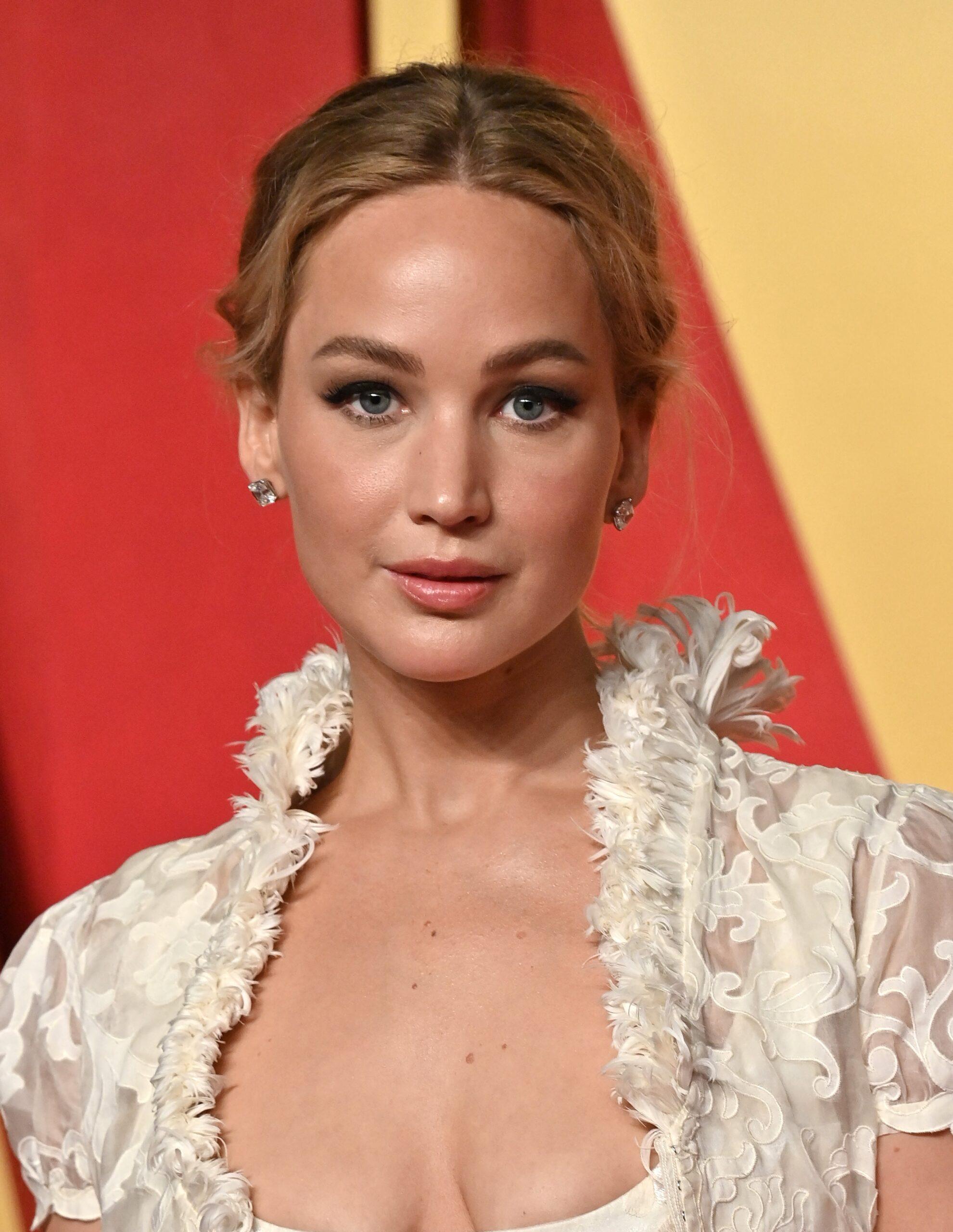 Jennifer Lawrence na imprezie oscarowej Vanity Fair 2024