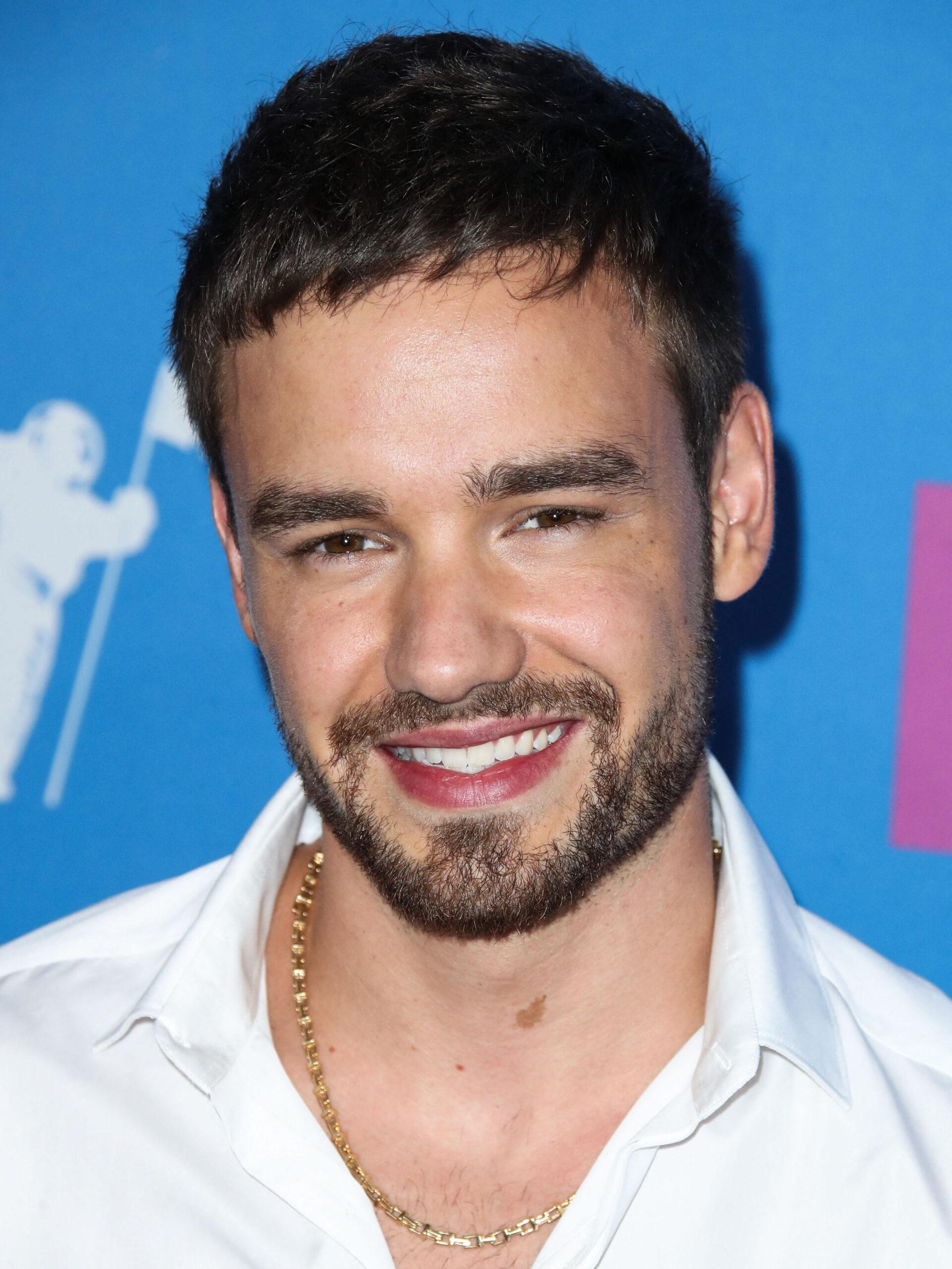 Liam Payne sonriendo