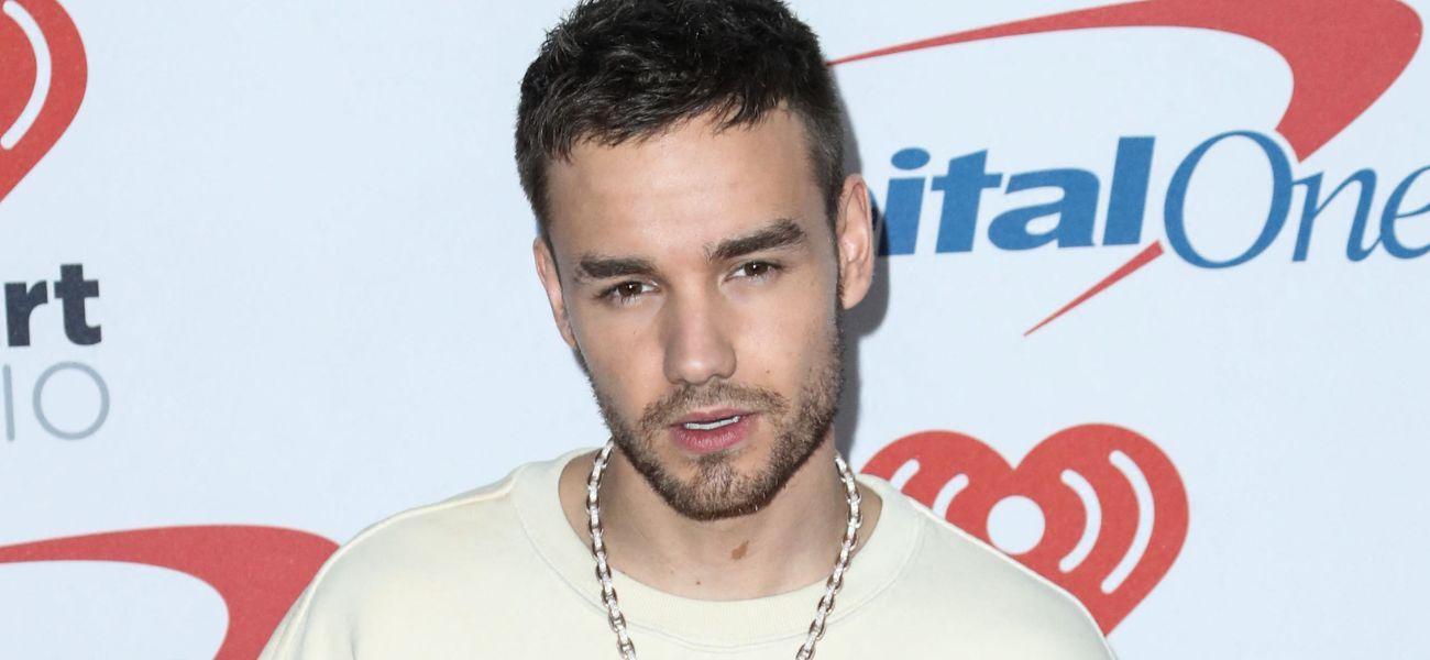 Liam Payne wearing gold chain