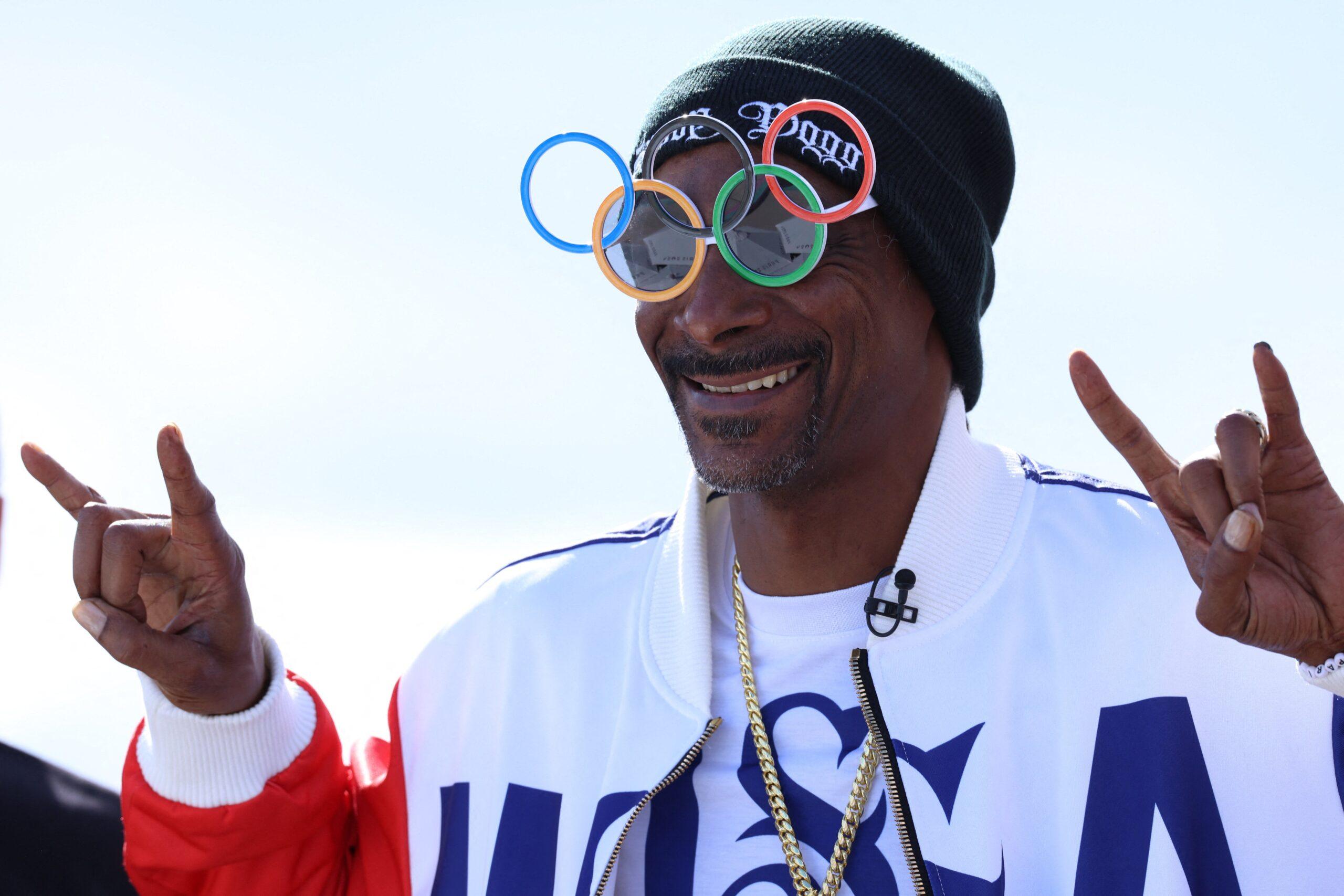 Snoop Dogg assiste à final do skate