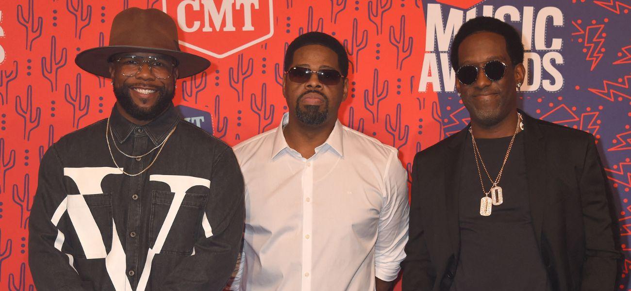 Boyz II Men at the CMAs