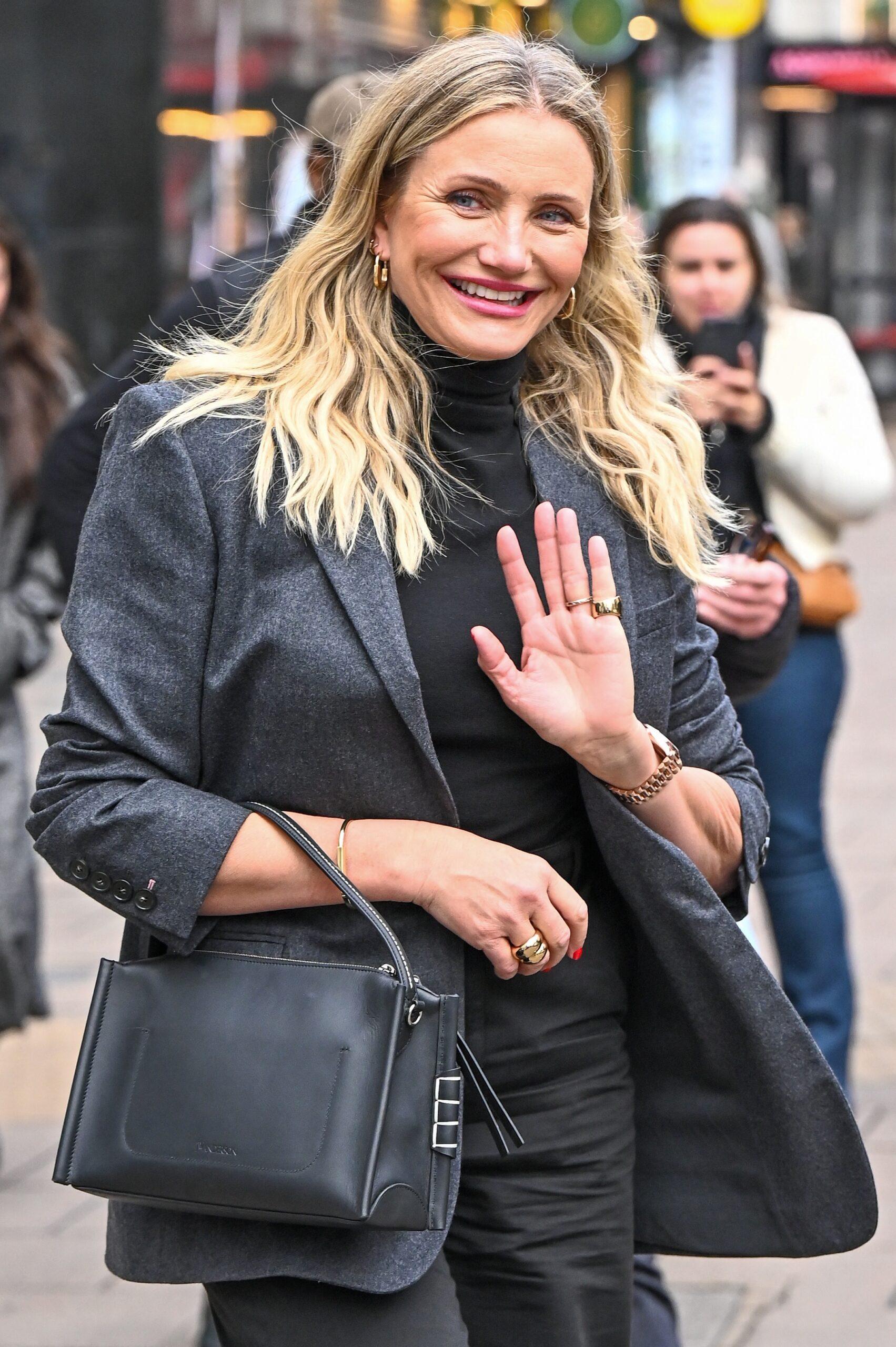 Cameron Diaz seen leaving Global Studios, Heart Breakfast Show. London UK 17 January 2025. 