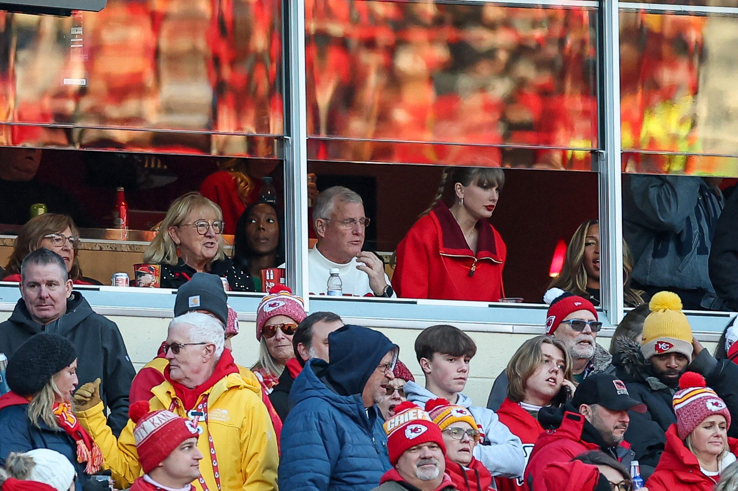 Taylor Swift Attends Raiders vs Chiefs NFL Game