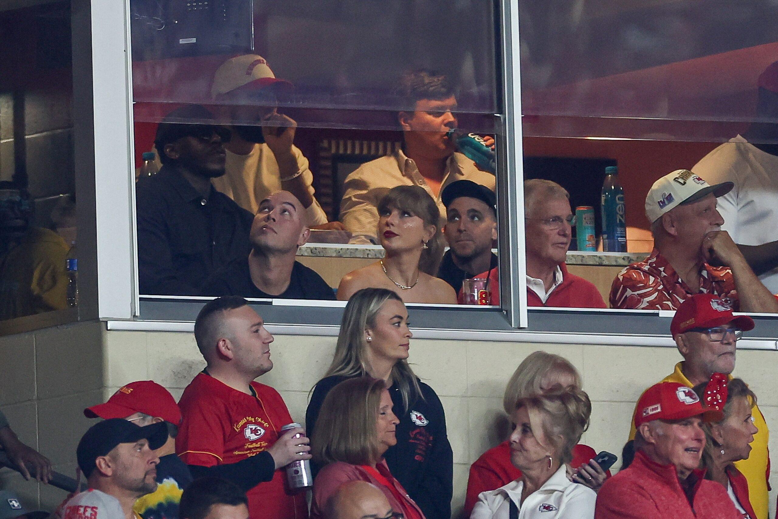 Taylor Swift At Saints vs Chiefs NFL Game