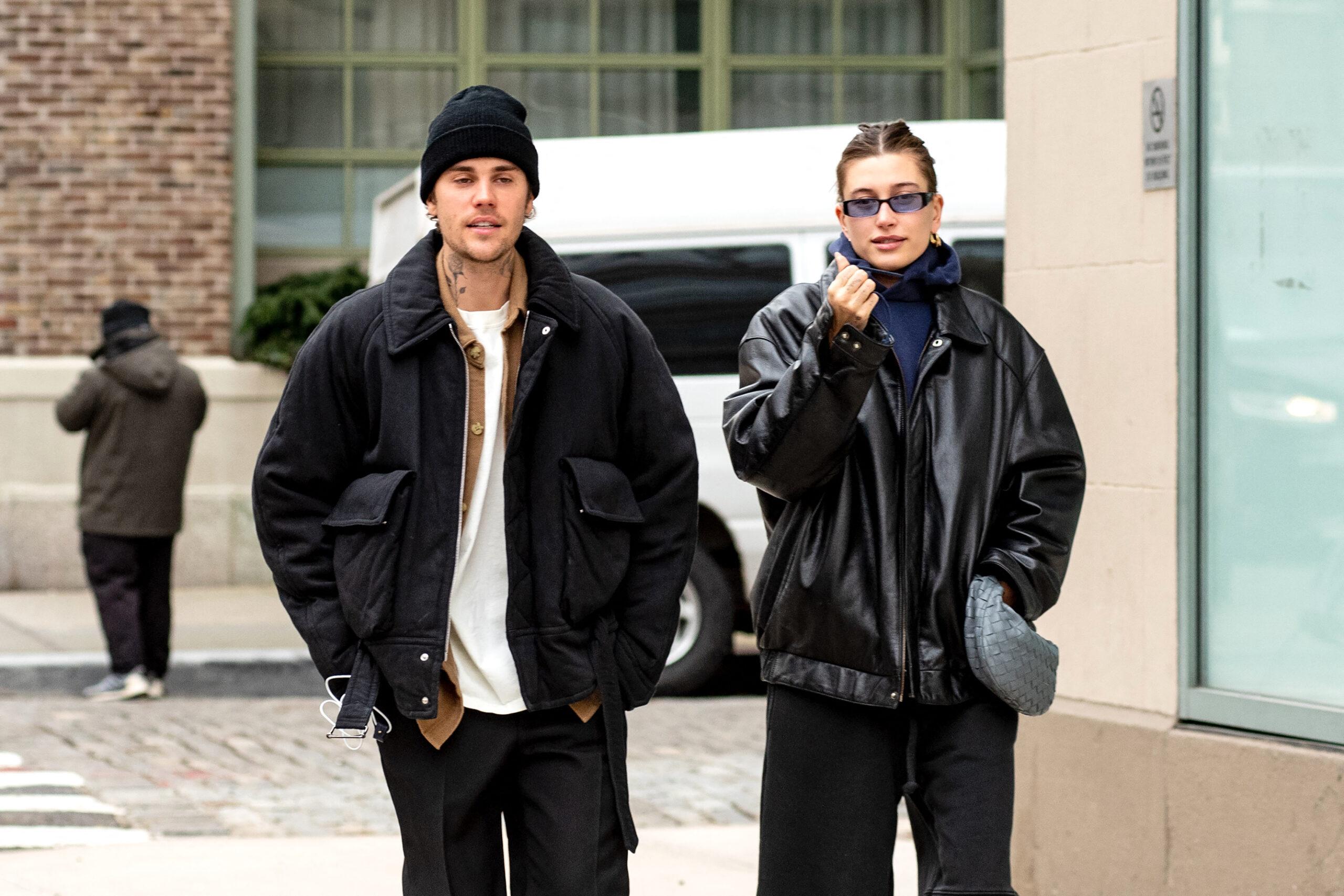 Morning coffee for Justin Bieber and Hale Bieber in New York