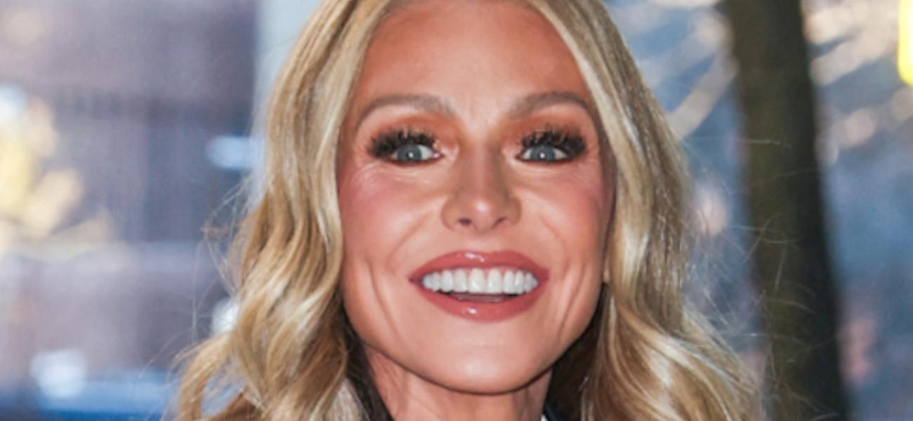 Kelly Ripa outdoors and close up