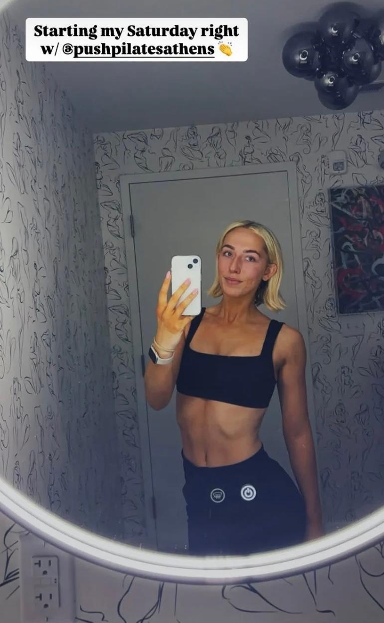 Kylie Beck snaps a selfie.