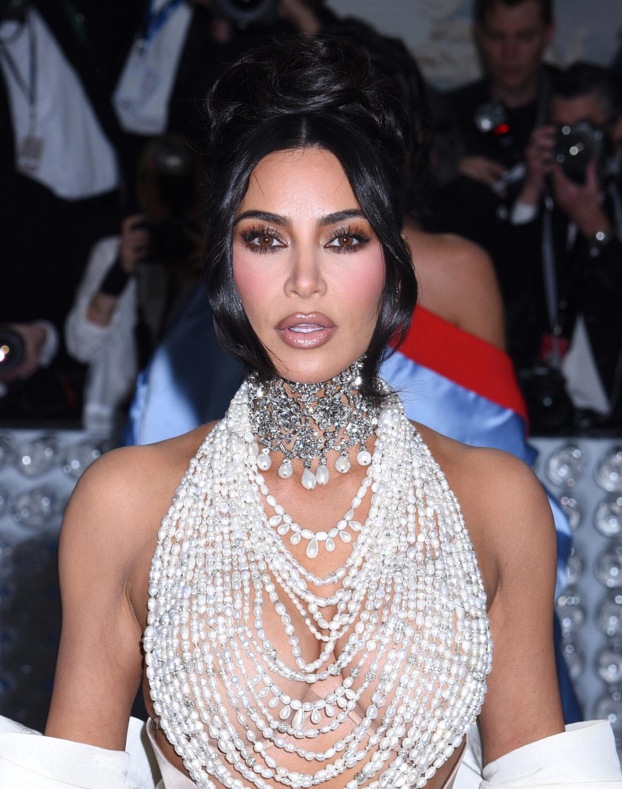 Kim Kardashian at 2023. Met Gala Slavi Karl Lagerfeld: Line of beauty