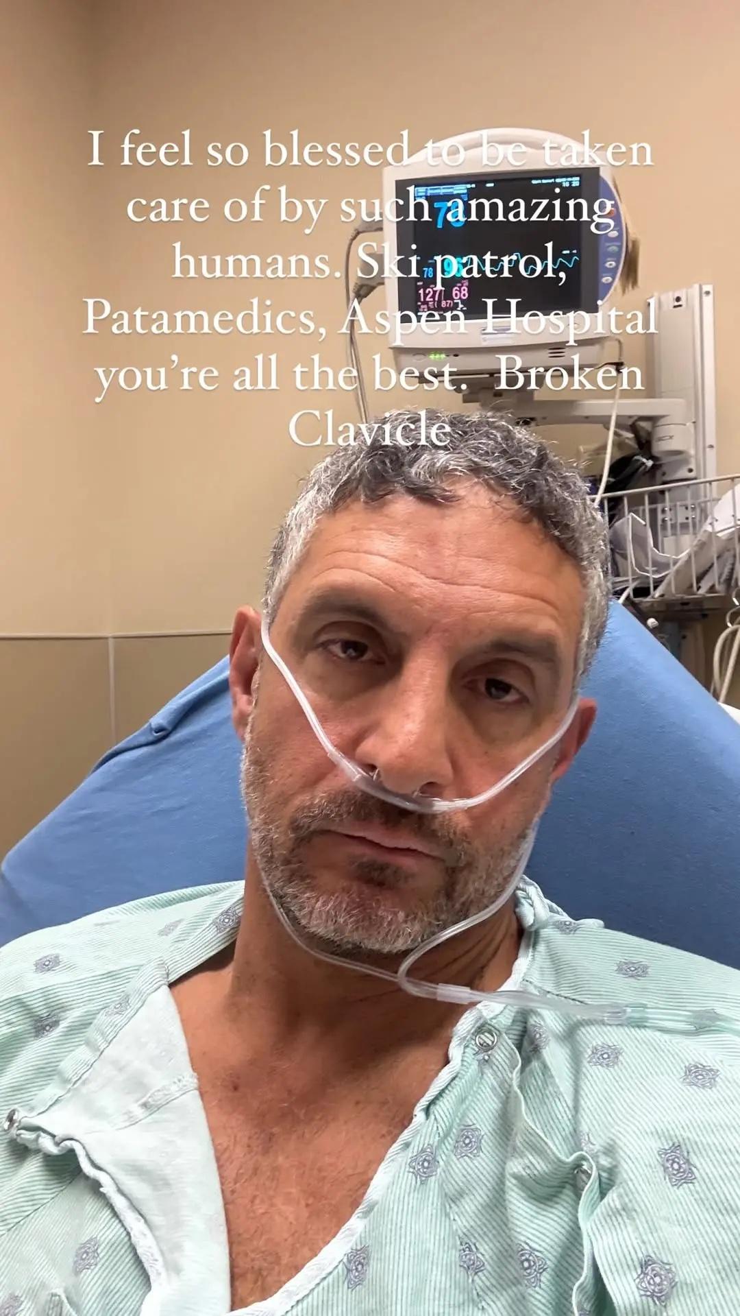 Mauricio Umansky in hospital bed